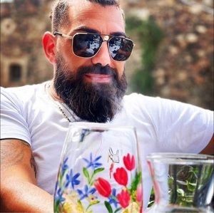 Meet your Posher, Roberto